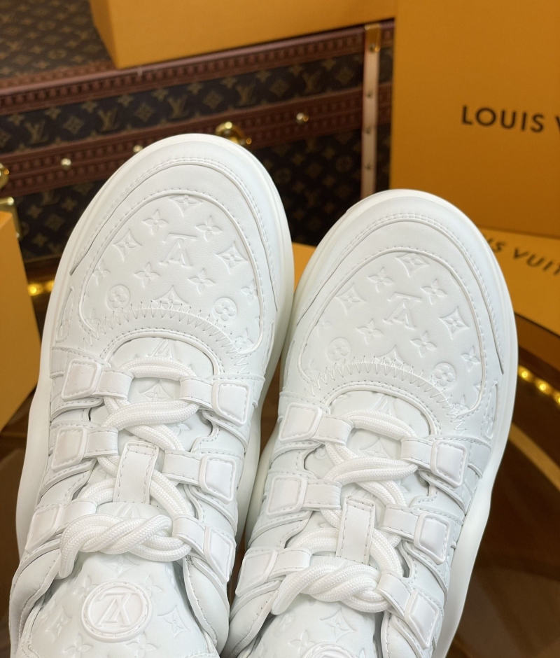 Louis Vuitton Sneakers